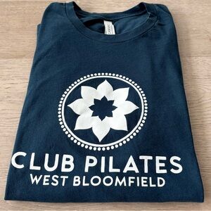 Club Pilates Logo T-Shirt Teal White Size L